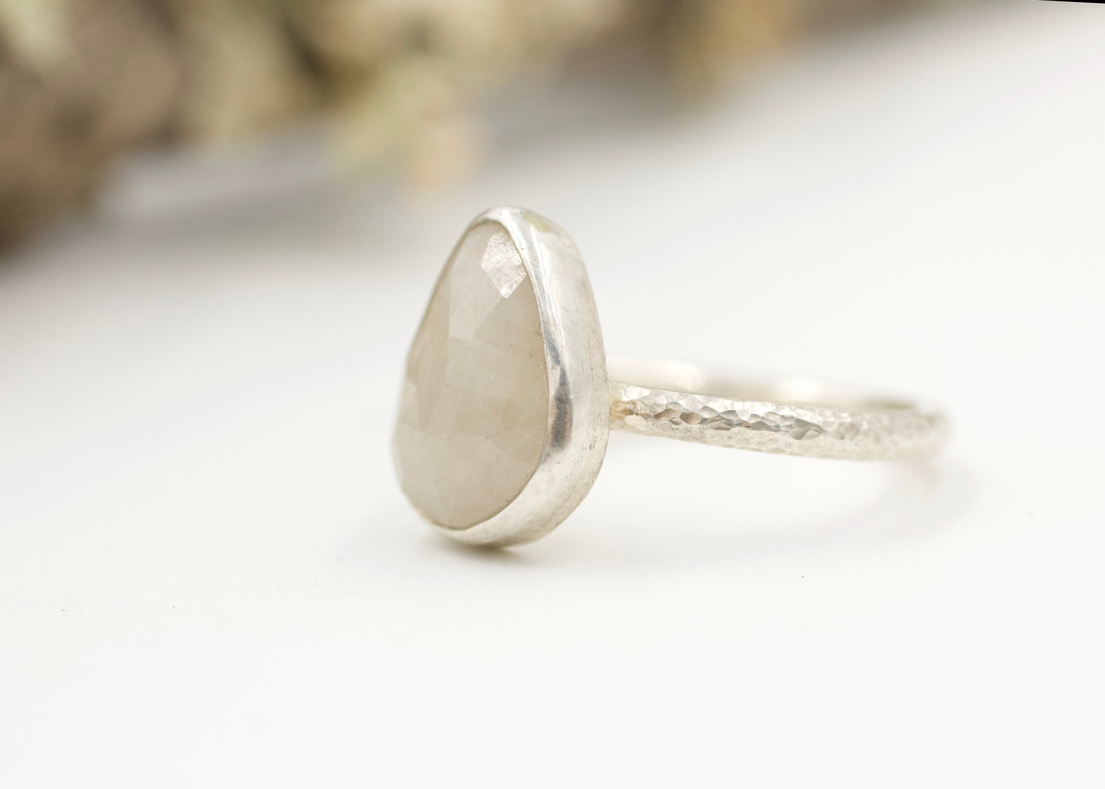 Jaipur Gemstone White sapphire Ring with original White Sapphire stone  Stone Sapphire Silver Plated Ring Price in India - Buy Jaipur Gemstone  White sapphire Ring with original White Sapphire stone Stone Sapphire